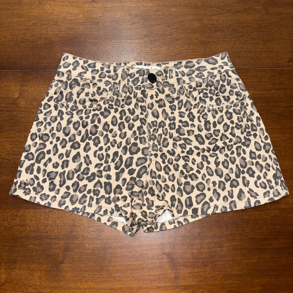 YMI High Waist Black and Brown Shorts with Chic Design
